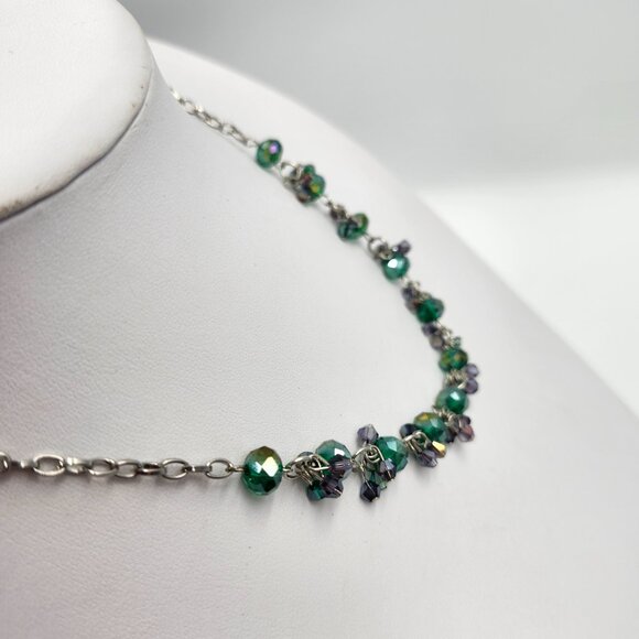 Green Shimmery Beads on Silver Chain - Picture 5 of 7